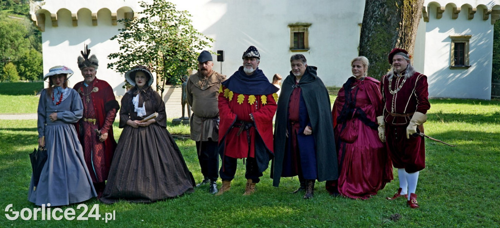 Odsłonięcie Herbu Gryf w Szymbarku