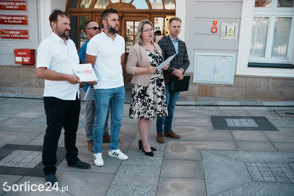 Briefing Prasowy Nowej Prawicy na gorlickim Rynku (11.08.)
