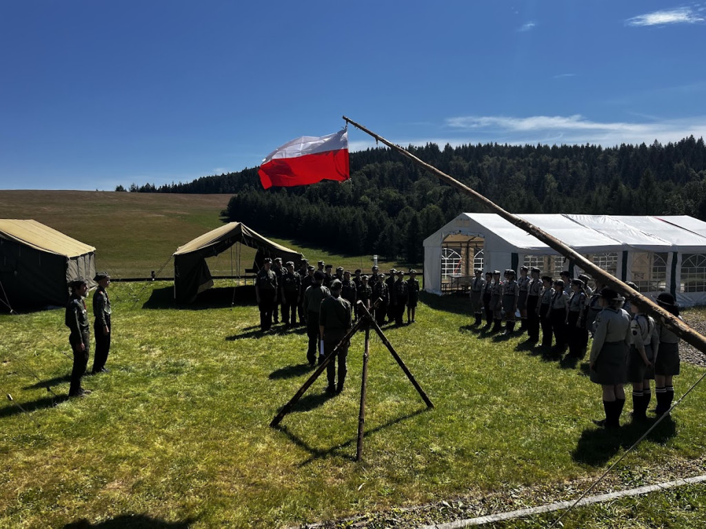 Harcerski obóz w Beskidzie Niskim