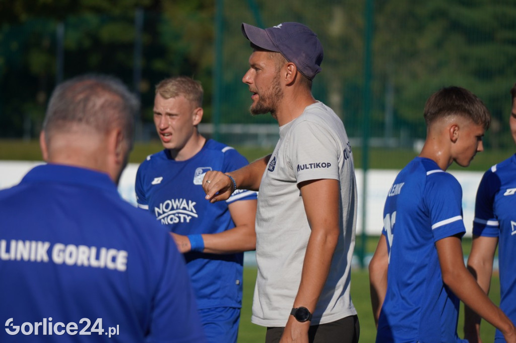 GKS Glinik - Garbarnia Kraków