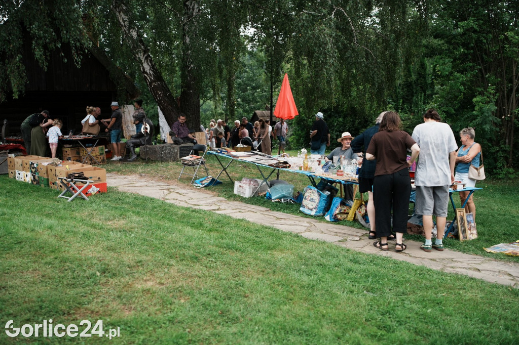 Pogórzańskie Targowisko Staroci w Skansenie (17.08.)