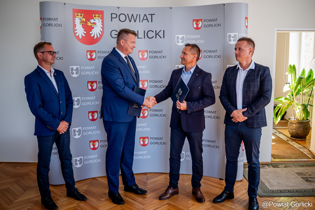 Przebudowa drogi powiatowej w Kobylance