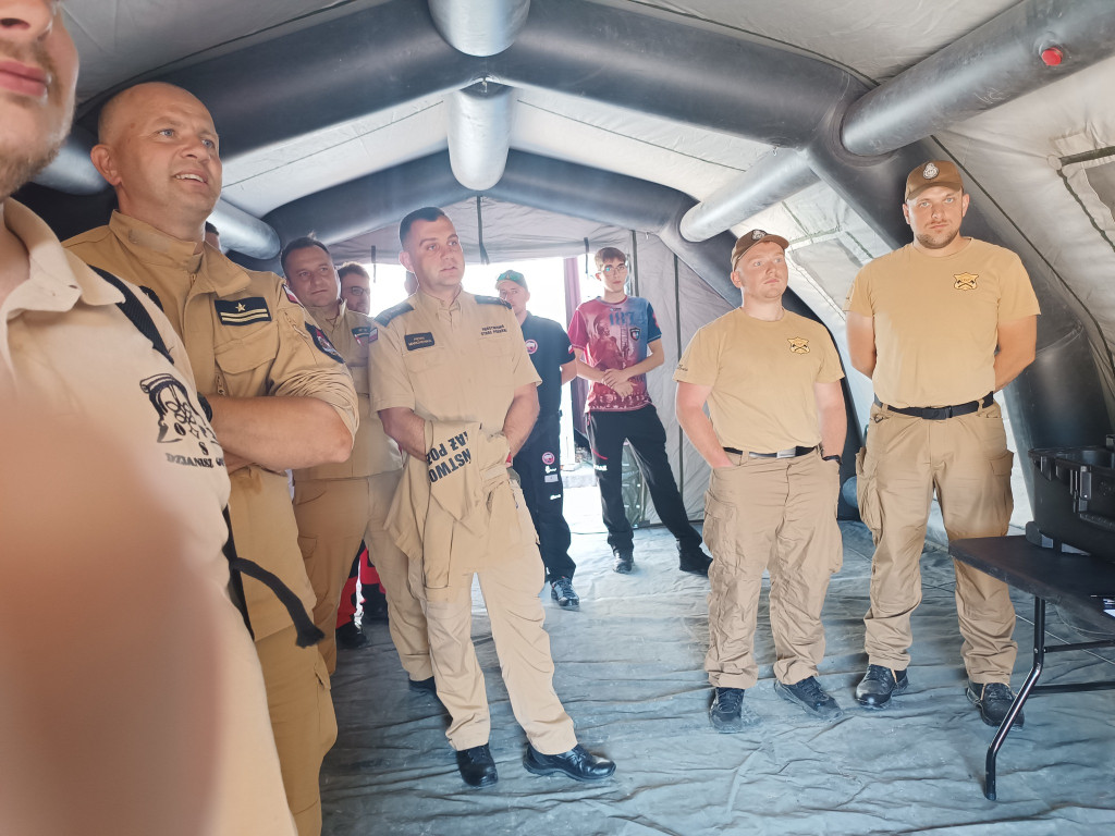 Warsztaty dronowe z udziałem OSP Moszczenica