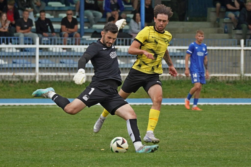 GKS GLINIK GORLICE - WIECZYSTA II KRAKÓW