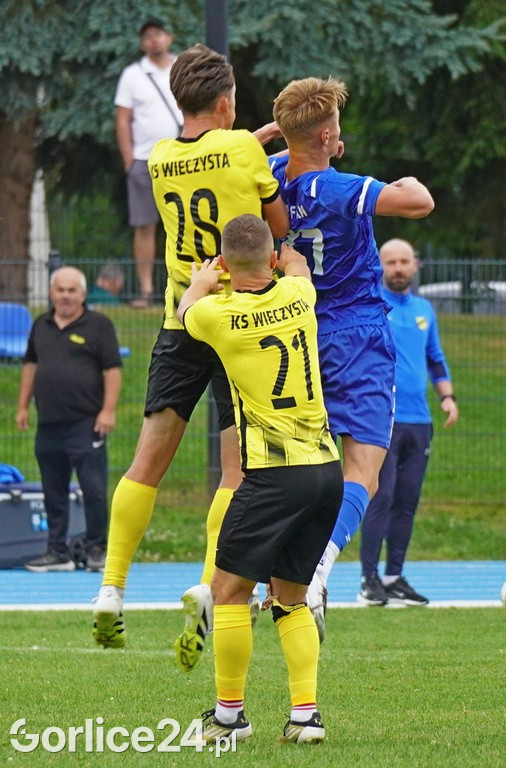 GKS GLINIK GORLICE - WIECZYSTA II KRAKÓW