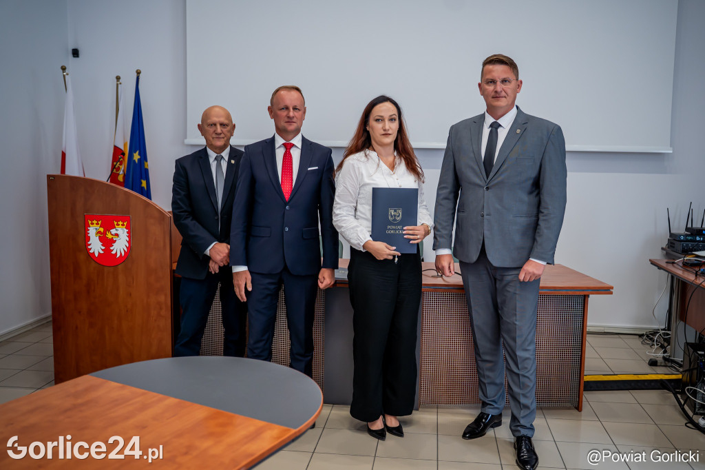 Wręczenie nominacji i awansów nauczycieli w Powiecie Gorlickich