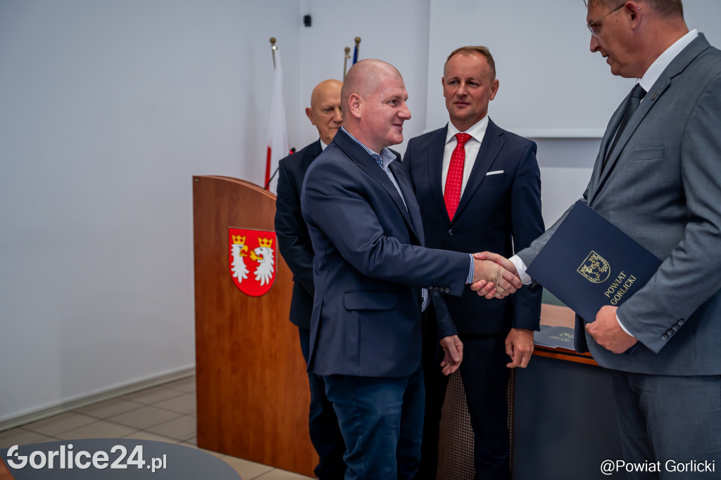 Wręczenie nominacji i awansów nauczycieli w Powiecie Gorlickich