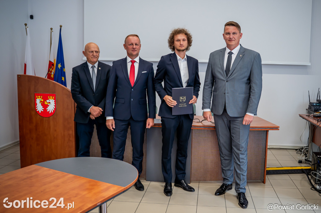 Wręczenie nominacji i awansów nauczycieli w Powiecie Gorlickich