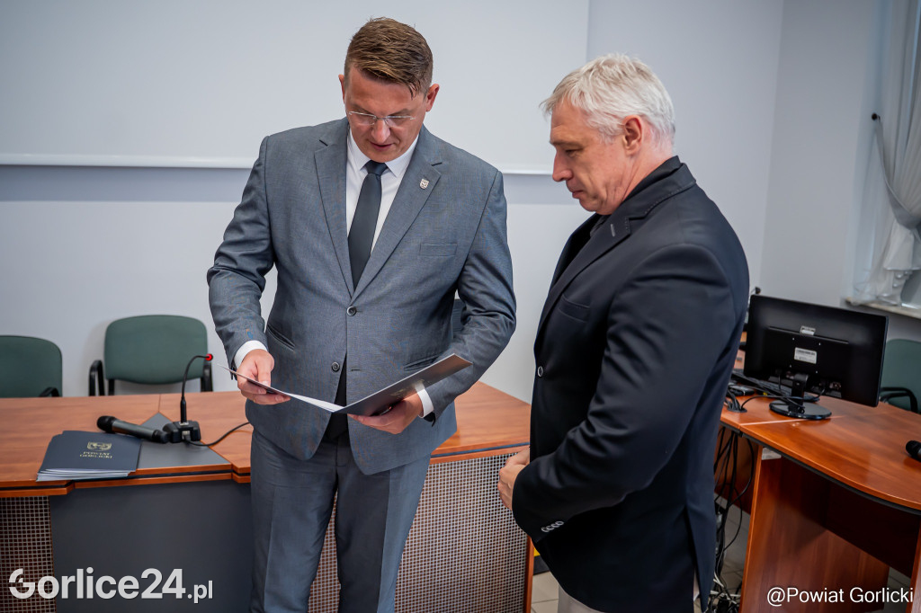 Wręczenie nominacji i awansów nauczycieli w Powiecie Gorlickich