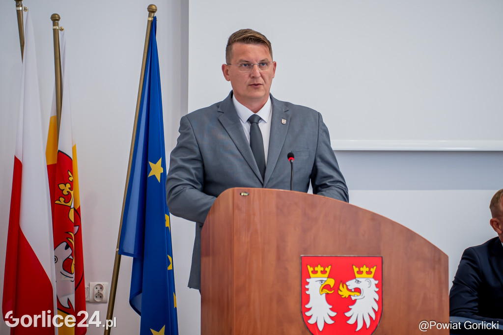 Wręczenie nominacji i awansów nauczycieli w Powiecie Gorlickich