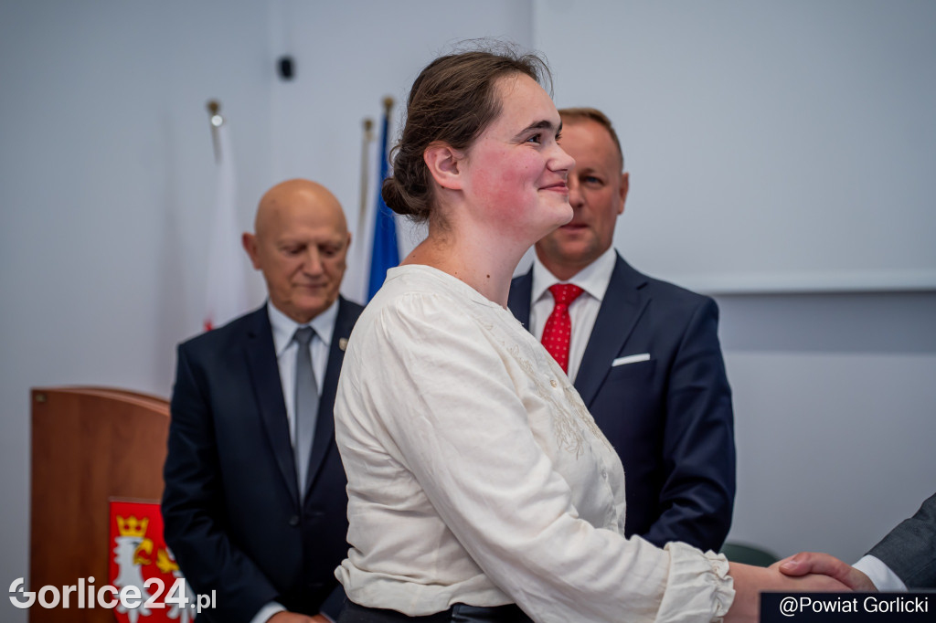 Wręczenie nominacji i awansów nauczycieli w Powiecie Gorlickich