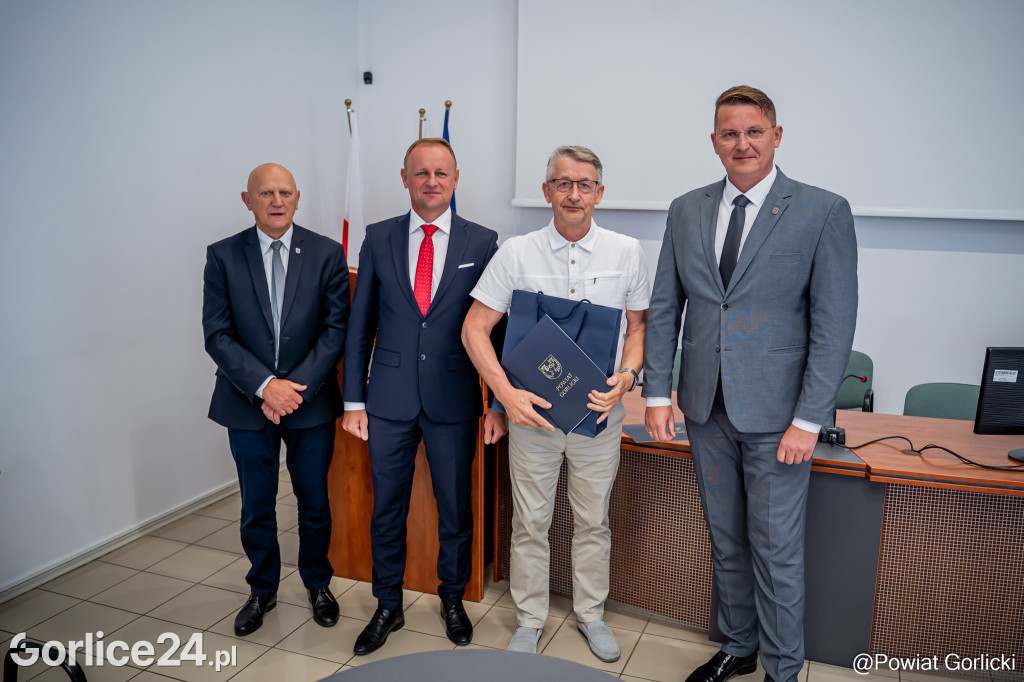 Wręczenie nominacji i awansów nauczycieli w Powiecie Gorlickich
