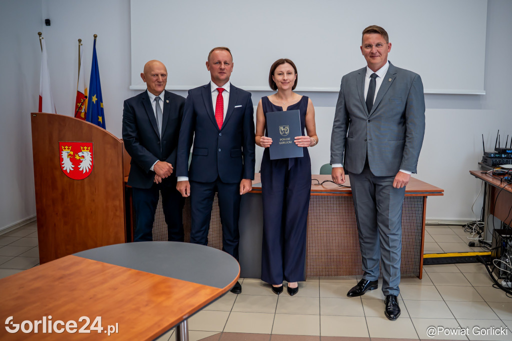 Wręczenie nominacji i awansów nauczycieli w Powiecie Gorlickich