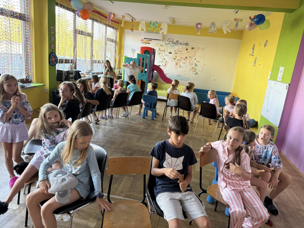 Piżama Party Hallerówka