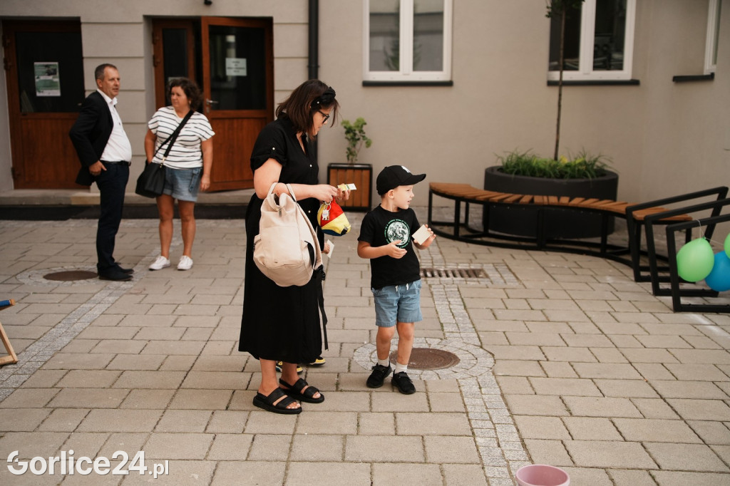 Otwarcie Parku Kieszonkowego na dziedzińcu Ratusza (29.08.)