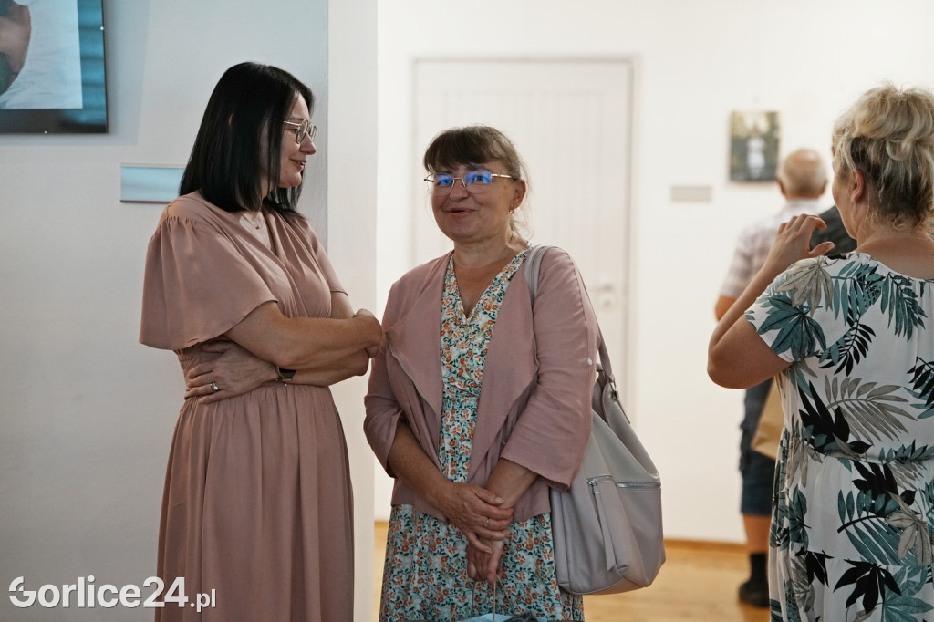 Dziewczyna w wianku - wystawa w Galerii Bielanka 73
