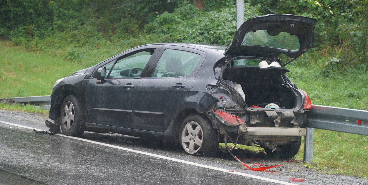 Zderzenie samochodów na DK28 w Szymbarku (11.09)