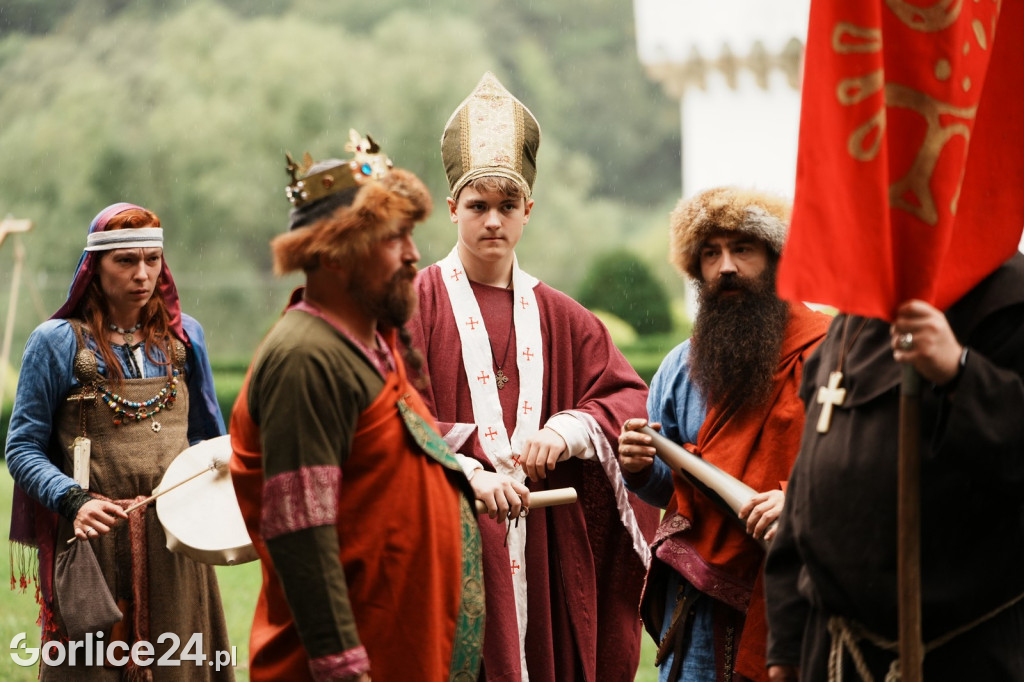 Piknik Historyczny i koronacja Chrobrego w Kasztelu