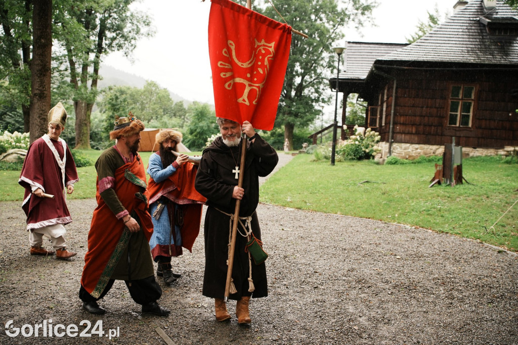 Piknik Historyczny i koronacja Chrobrego w Kasztelu
