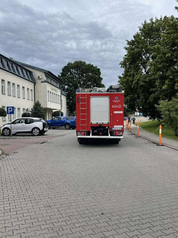 Alarm bombowy w starym szpitalu [16.09]