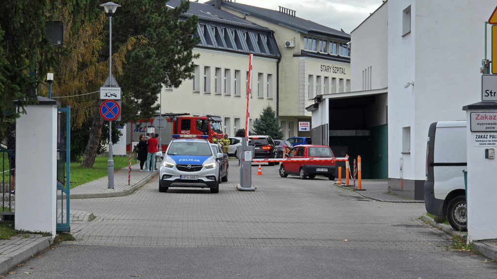 Alarm bombowy w starym szpitalu [16.09]