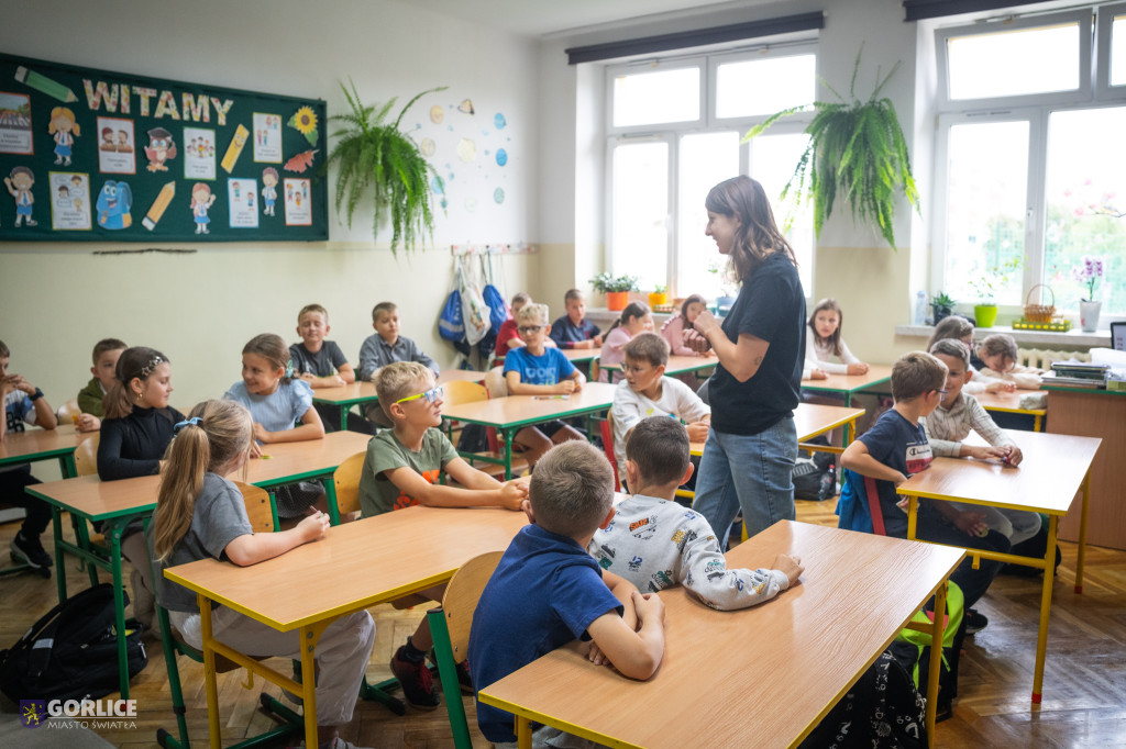  Cykl warsztatów przyrodniczych pod nazwą „Z życia owadów”