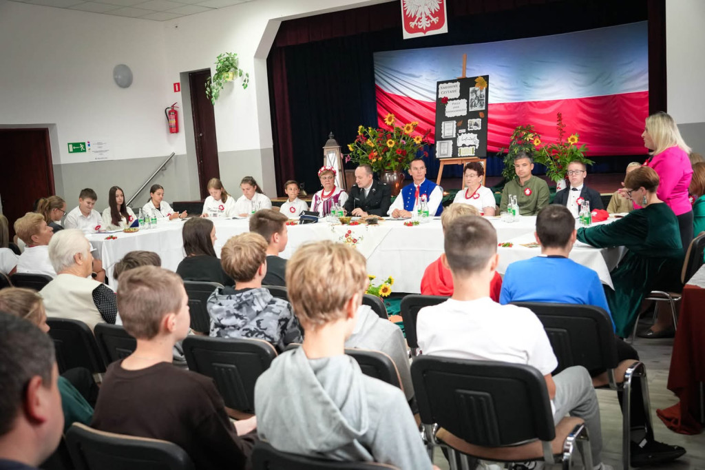 Narodowe Czytanie w Woli Łużańskiej