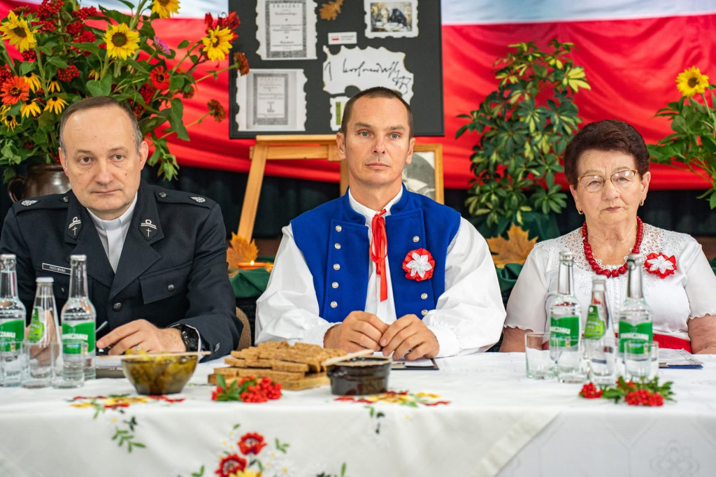 Narodowe Czytanie w Woli Łużańskiej