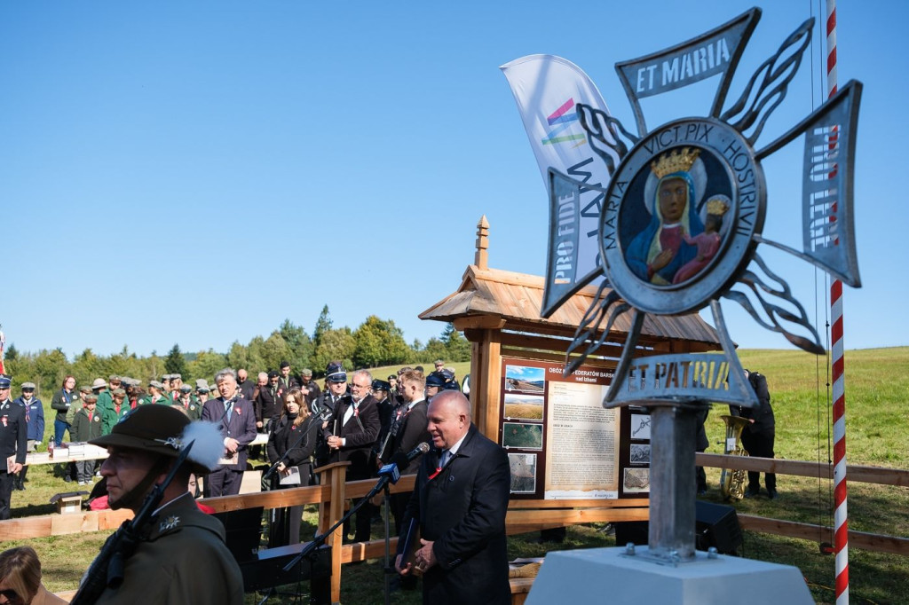 Pomnik Konfederatów Barskich w Izbach