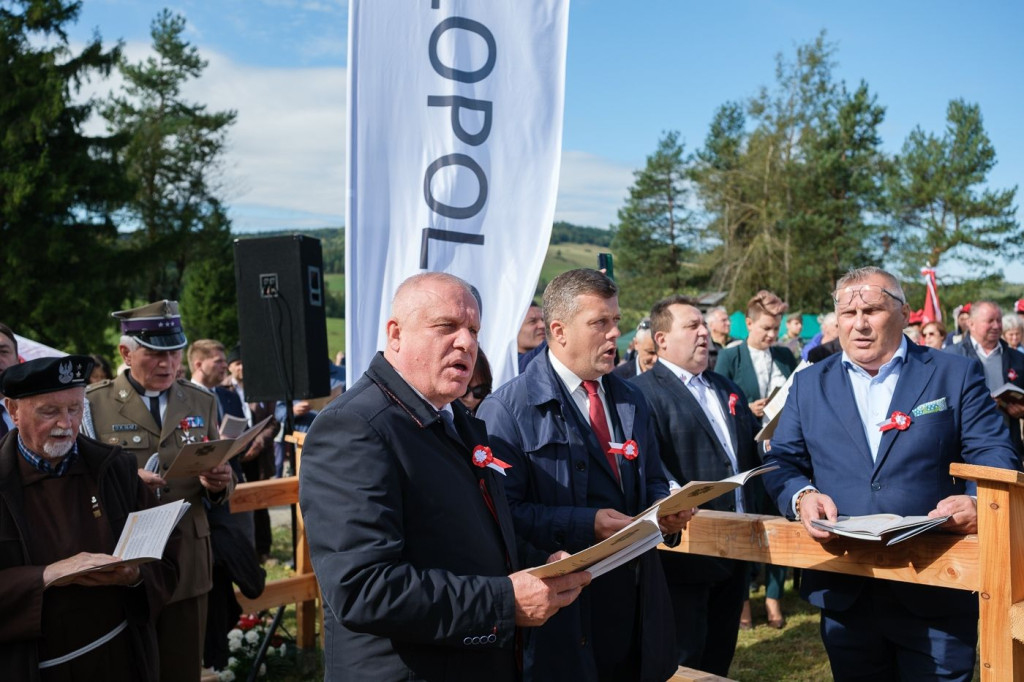 Pomnik Konfederatów Barskich w Izbach