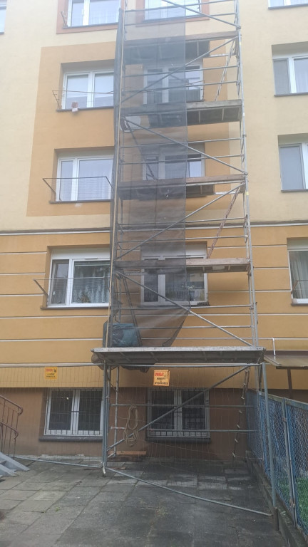 Dobudowa balkonów Osiedle Młodych