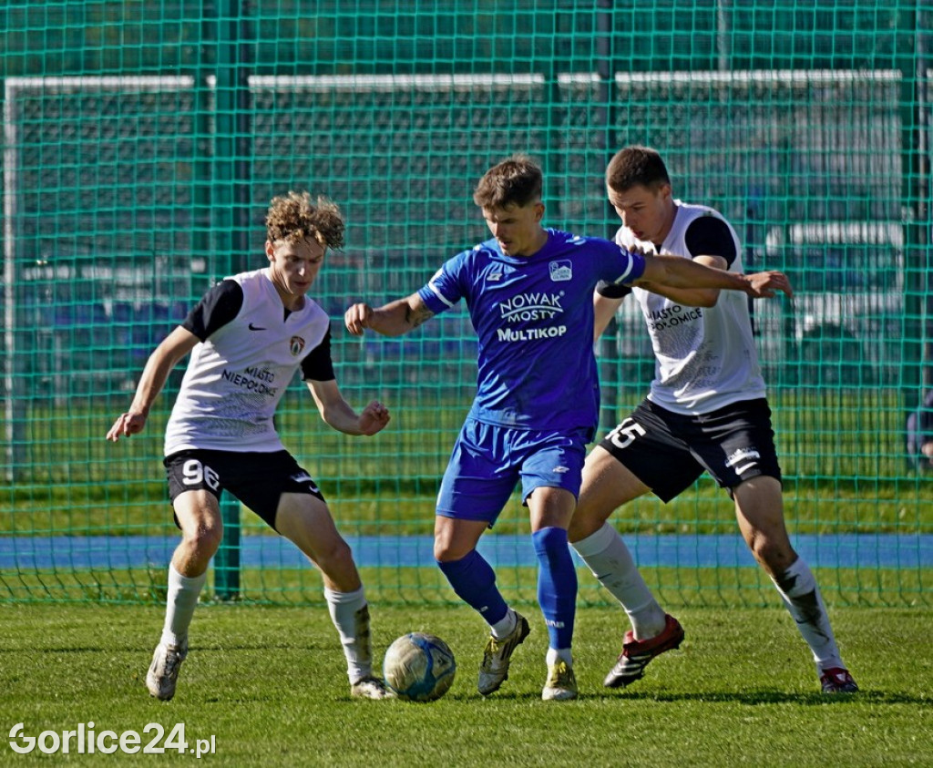 GKS GLINIK GORLICE - PUSZCZA NIEPOŁOMINCE II