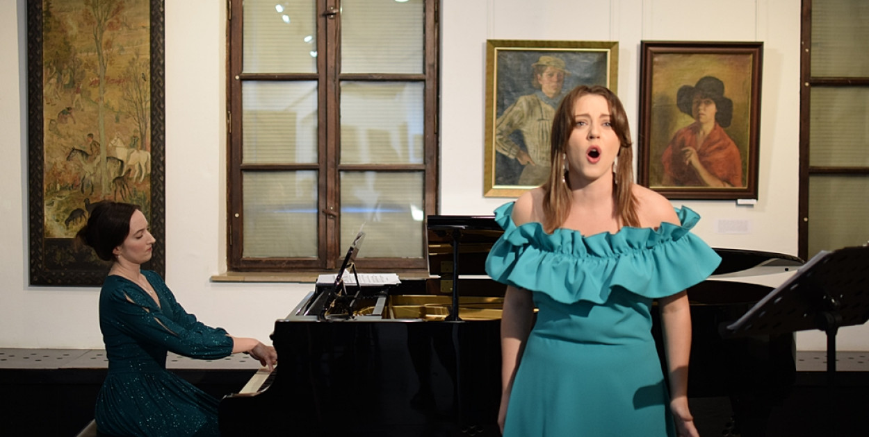 Pieśni Moniuszki - recital w Dworze Karwacjanów