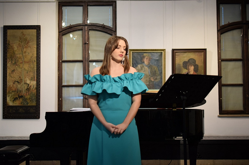 Pieśni Moniuszki - recital w Dworze Karwacjanów