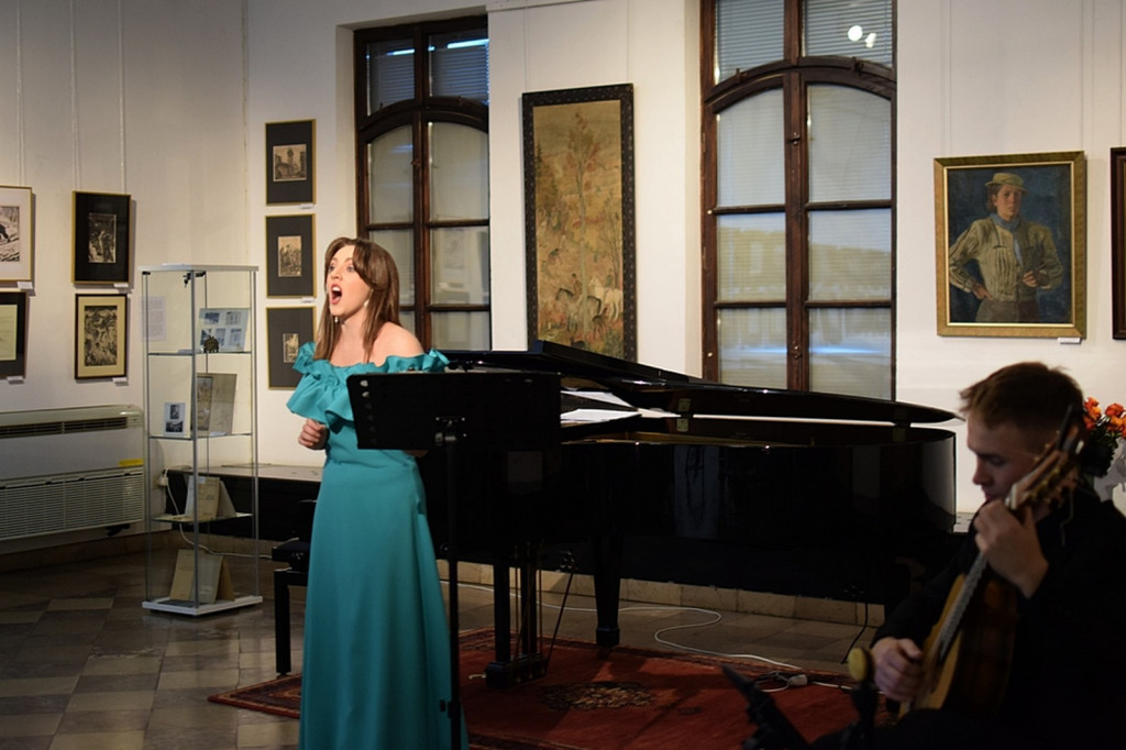 Pieśni Moniuszki - recital w Dworze Karwacjanów