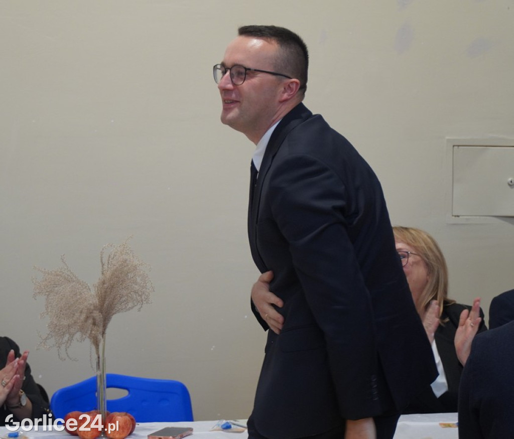 Obchody Dnia Nauczyciela w Szkole Podstawowej w Siarach