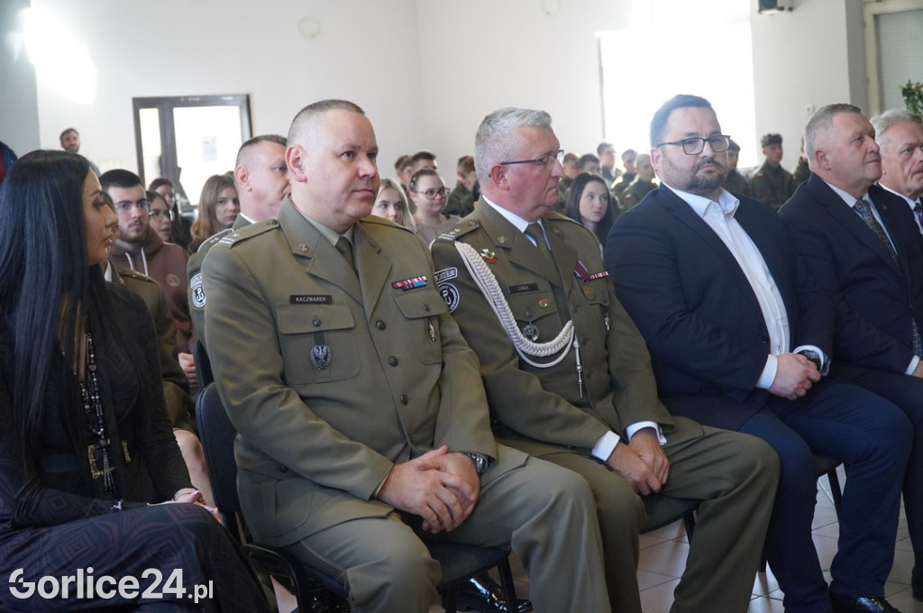  Otwarcie wirtualnej strzelnicy w Zespole Szkół Zawodowych