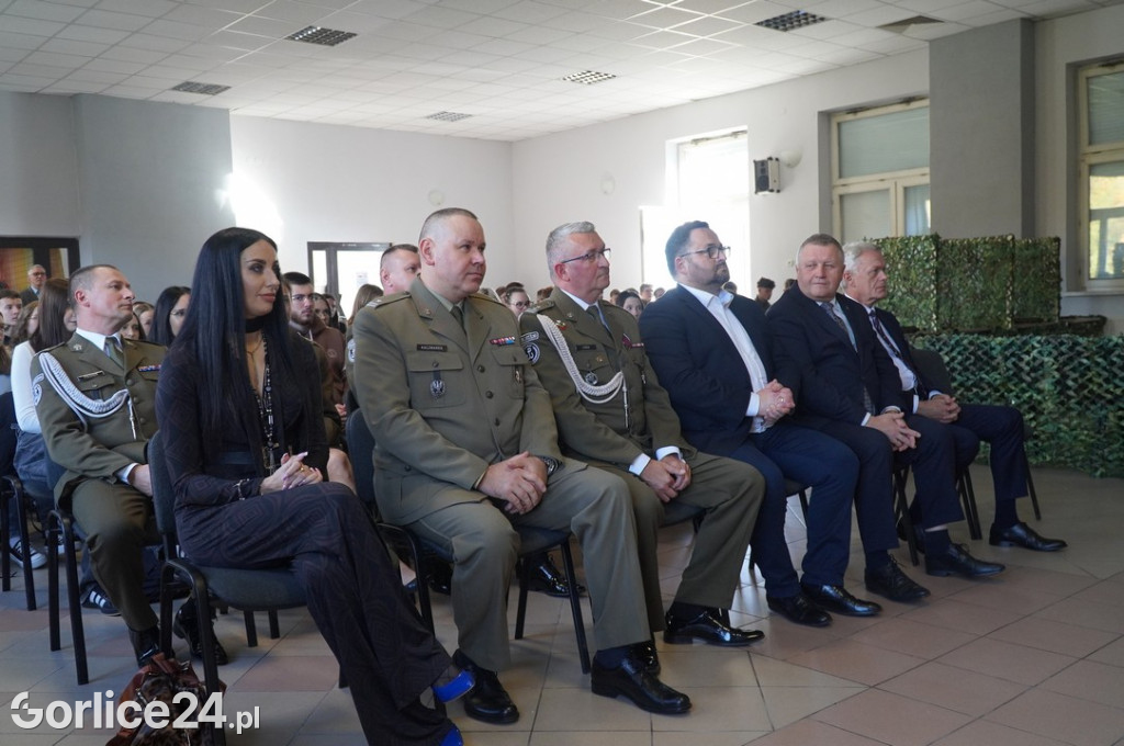  Otwarcie wirtualnej strzelnicy w Zespole Szkół Zawodowych