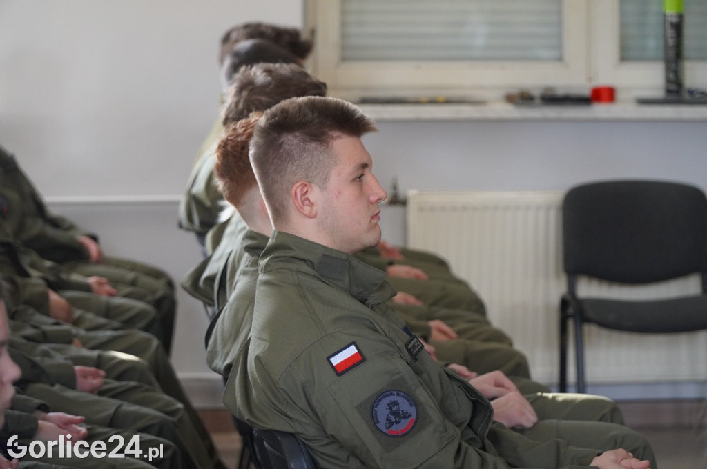  Otwarcie wirtualnej strzelnicy w Zespole Szkół Zawodowych