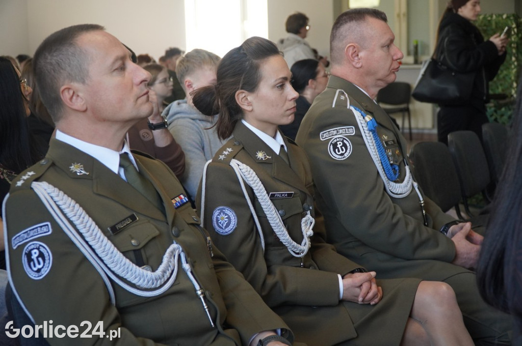  Otwarcie wirtualnej strzelnicy w Zespole Szkół Zawodowych