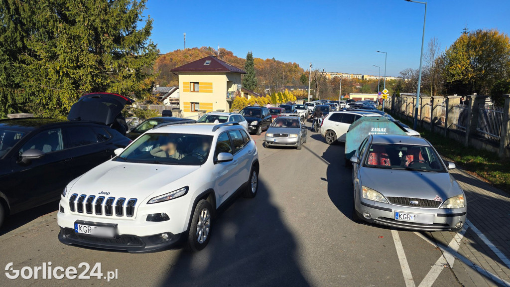 Wszystkich Świętych na gorlickim cmentarzu (01.11.)