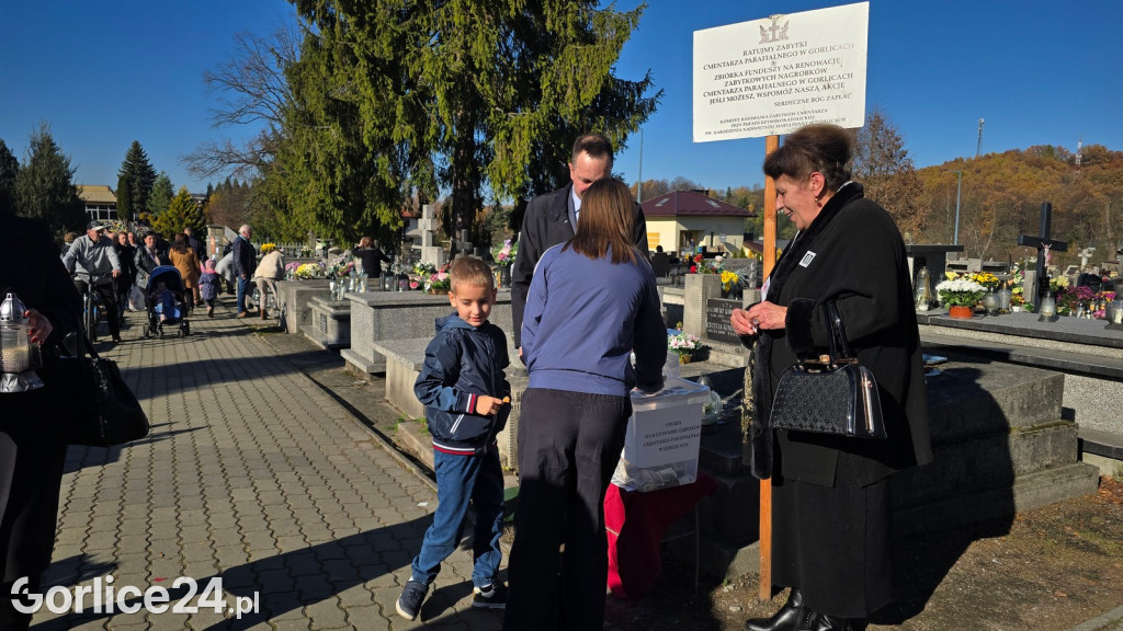 Wszystkich Świętych na gorlickim cmentarzu (01.11.)