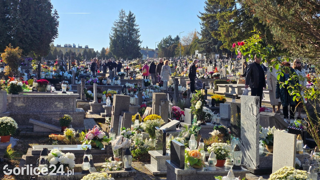 Wszystkich Świętych na gorlickim cmentarzu (01.11.)