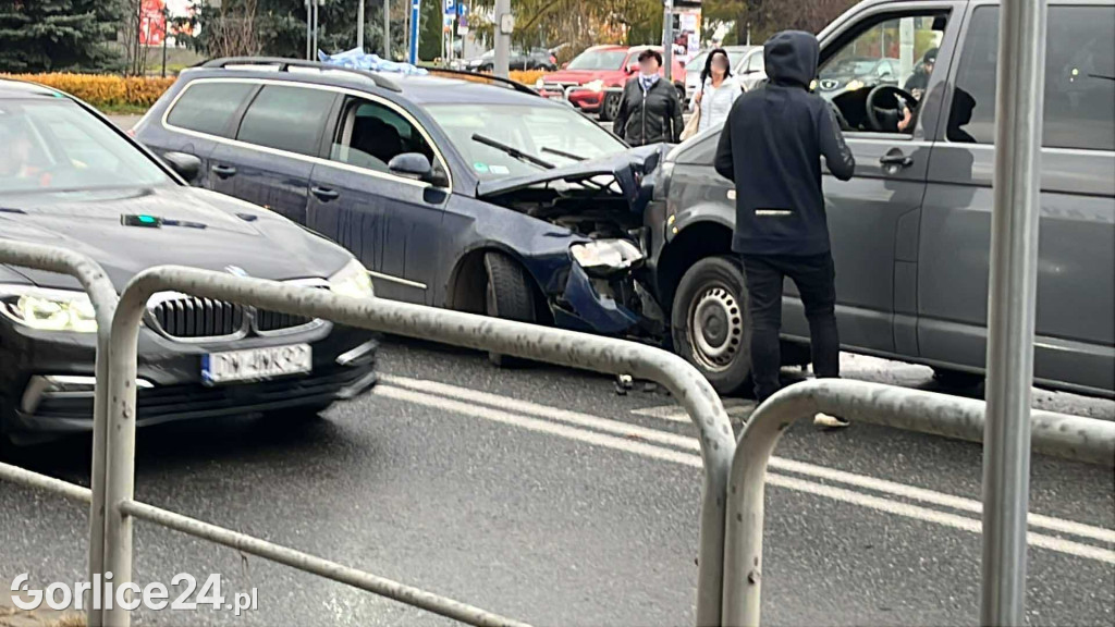 Kolizja na Zawodziu (03.11)