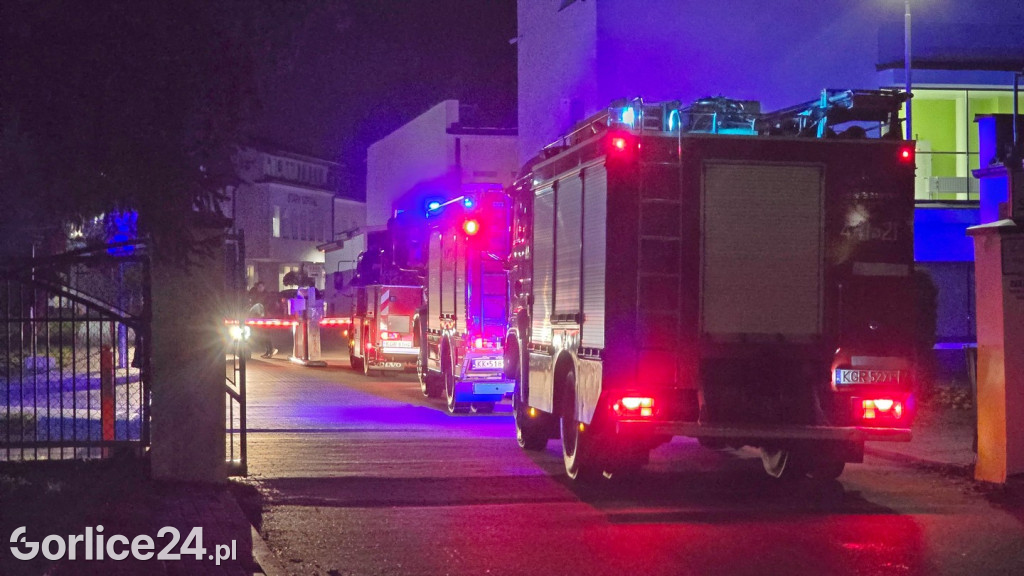 Akcja straży pożarnej w Starym Szpitalu (04.11.)