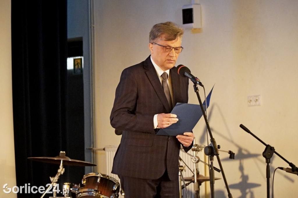 Uroczyste odsłonięcie tablicy Cichociemnych w Kromerze