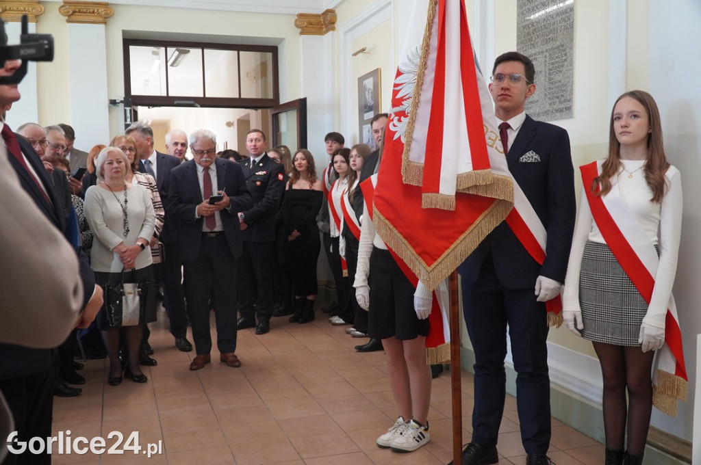 Uroczyste odsłonięcie tablicy Cichociemnych w Kromerze