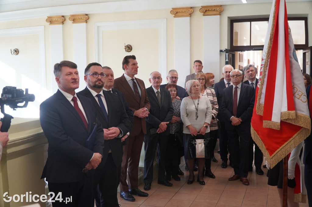 Uroczyste odsłonięcie tablicy Cichociemnych w Kromerze
