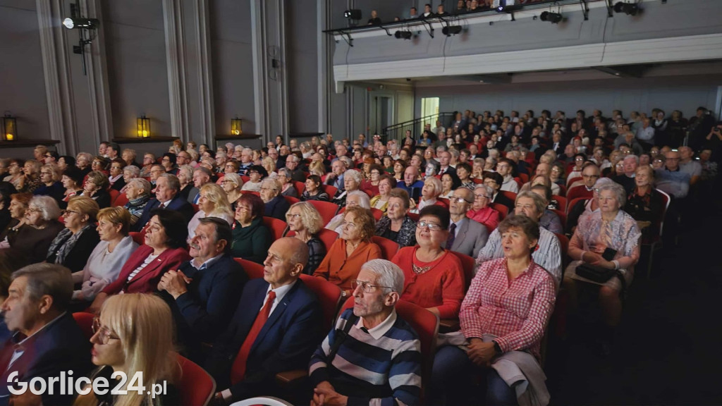 Biesiada Pieśni Patriotycznej w GCK (11.11.)