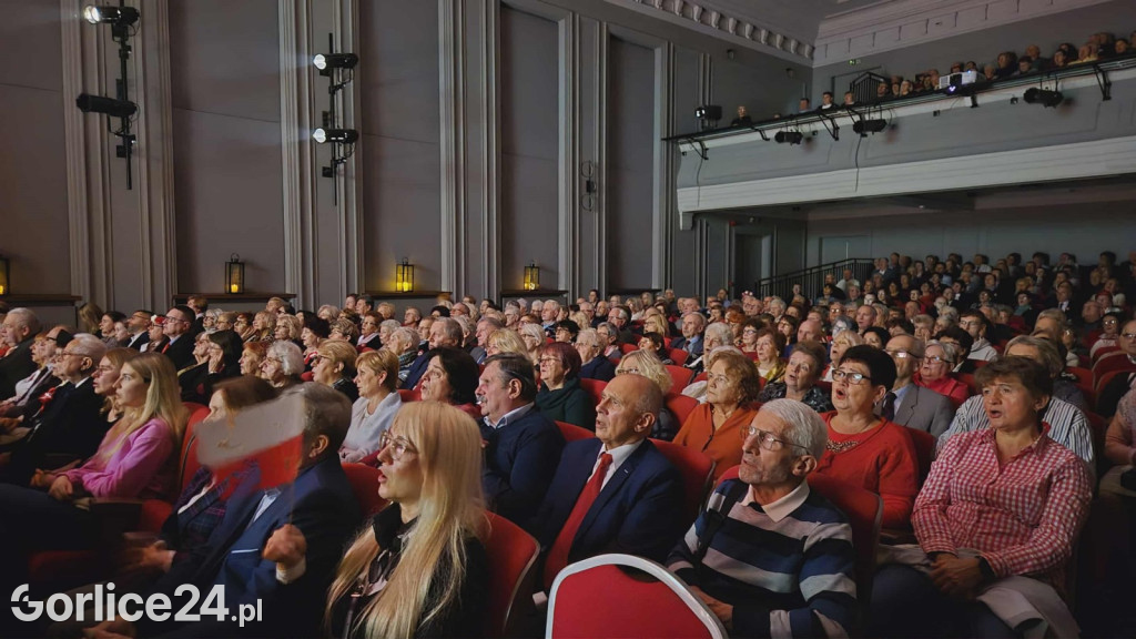 Biesiada Pieśni Patriotycznej w GCK (11.11.)